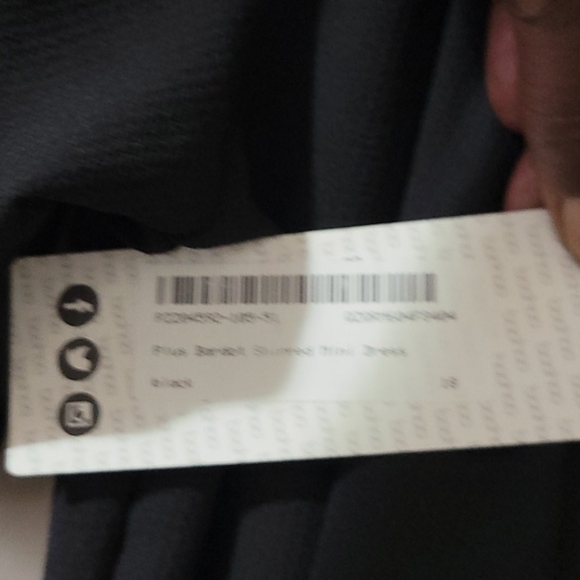 Ladies - Picture 2 of 4